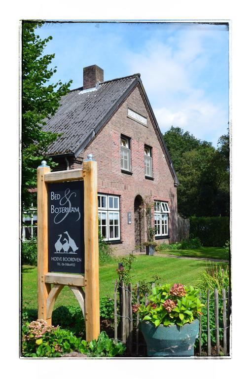 Bed En Boterham Hoeve Boord Ven Acomodação com café da manhã Eersel Exterior foto