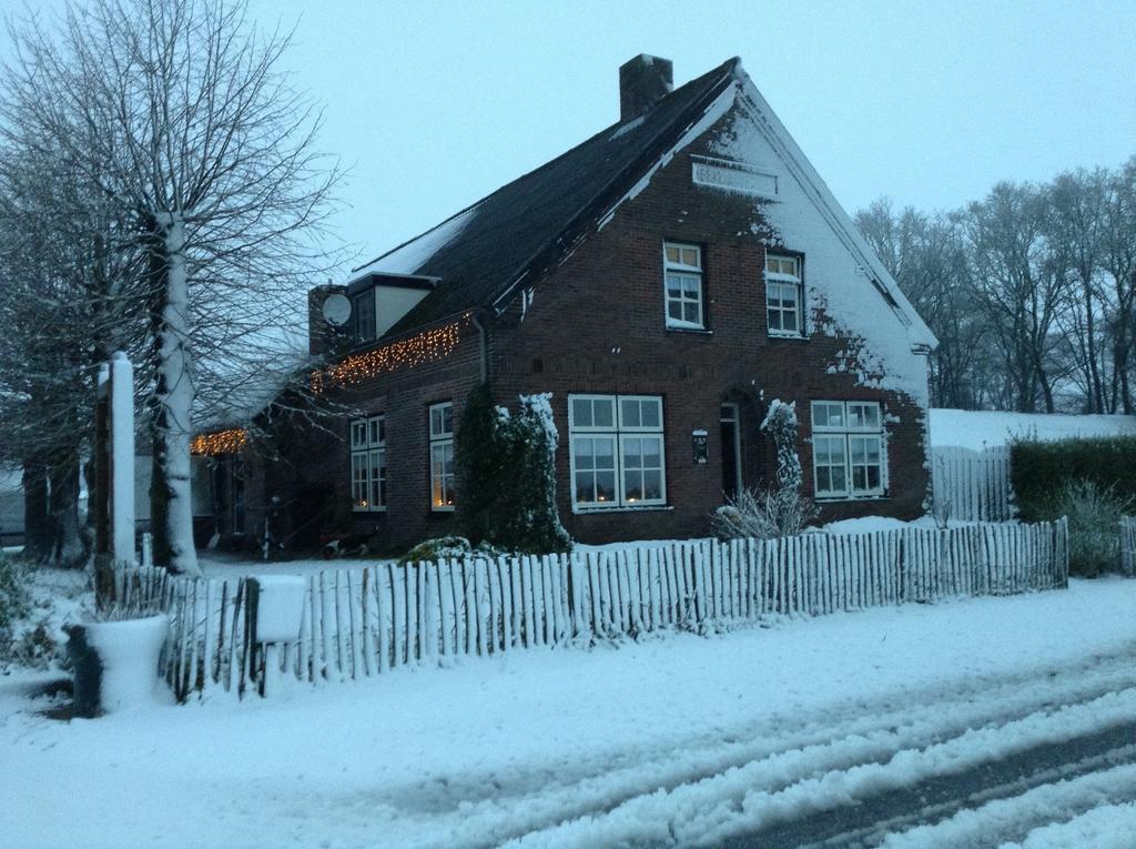 Bed En Boterham Hoeve Boord Ven Acomodação com café da manhã Eersel Exterior foto