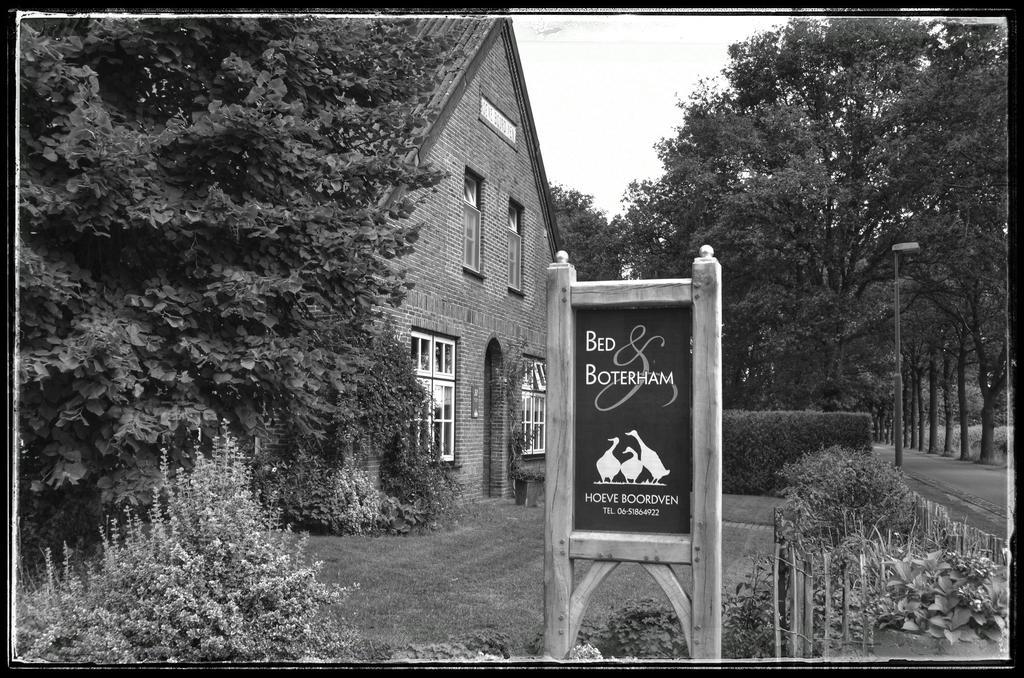 Bed En Boterham Hoeve Boord Ven Acomodação com café da manhã Eersel Exterior foto